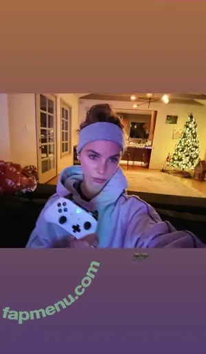 Annabananaxdddd, annashumate, annashumatee leaked nudes