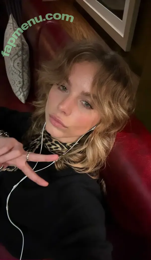 Anna Shumate nude photo #0471 (Annabananaxdddd / anna_shumate / annashumate / annashumatee)