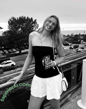 Anna Smrek / anna_smrekk / annasmrek nude photo #0065