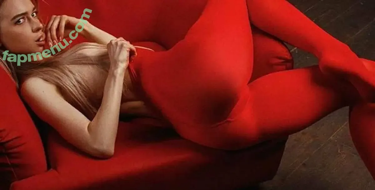 Anna Tsaralunga nude photo #0011 (Anna Tsaralunga)