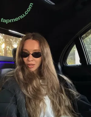 Anna Tsaralunga / tsara.lunga / tsara_lunga nude photo #0021