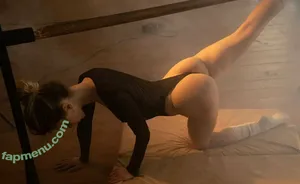 Anna Tsaralunga / tsara.lunga / tsara_lunga nude photo #0078