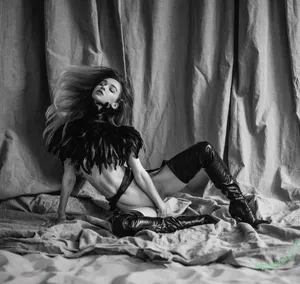 Anna Tsaralunga / tsara.lunga / tsara_lunga nude photo #0084