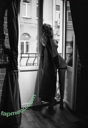 Anna Tsaralunga / tsara.lunga / tsara_lunga nude photo #0192