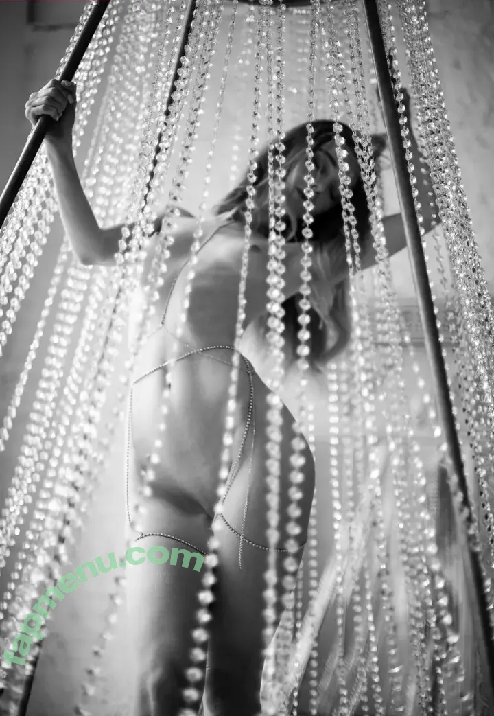 Anna Tsaralunga nude photo #0109 (tsara.lunga / tsara_lunga)