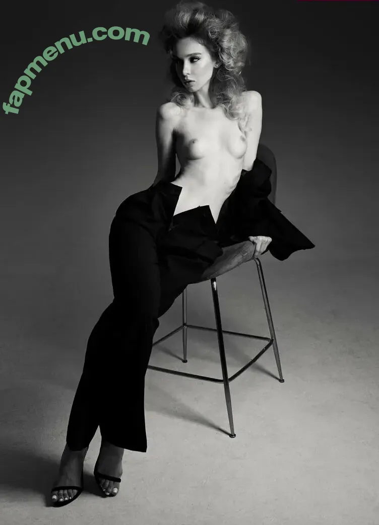 Anna Tsaralunga nude photo #0155 (tsara.lunga / tsara_lunga)