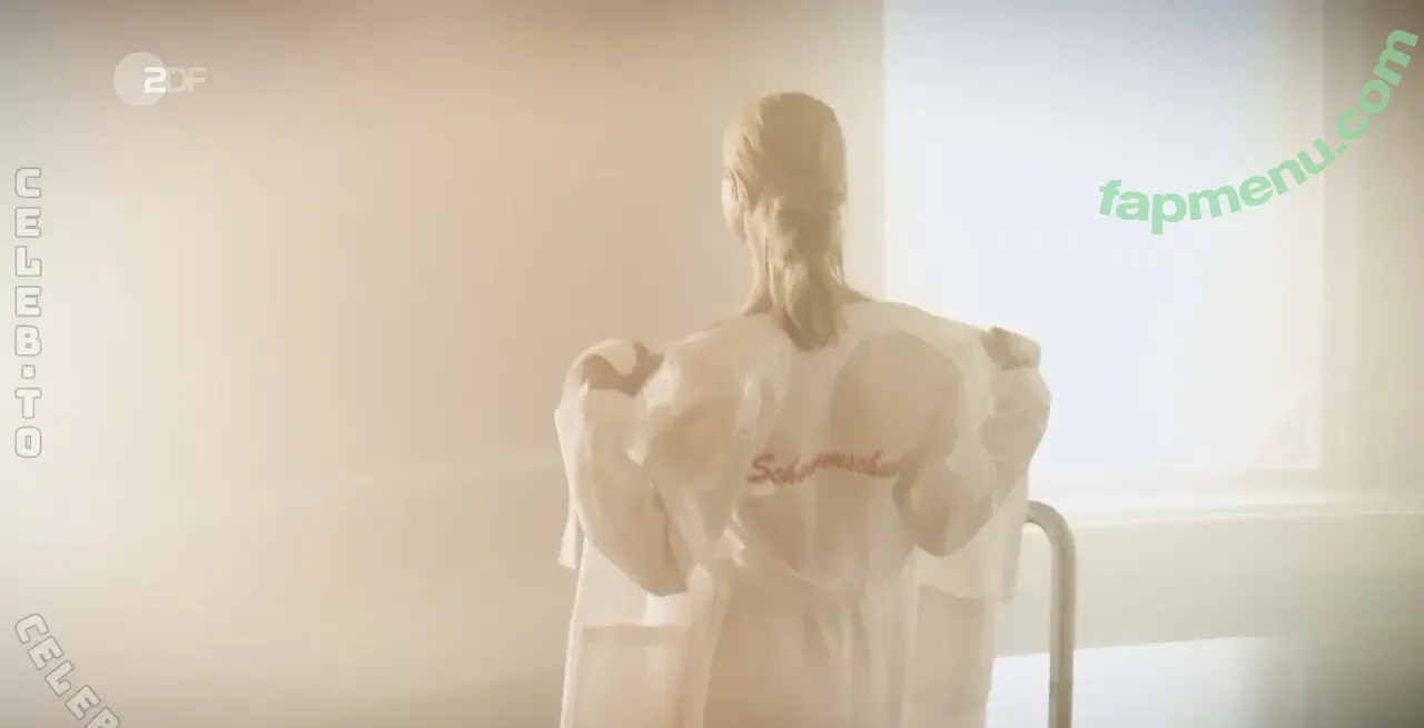 Anna Unterberger nude photo #0006 (unterberger_anna)