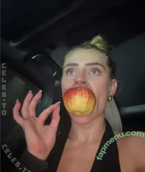 Anna Von Klinski / annavonklinski nude photo #0013