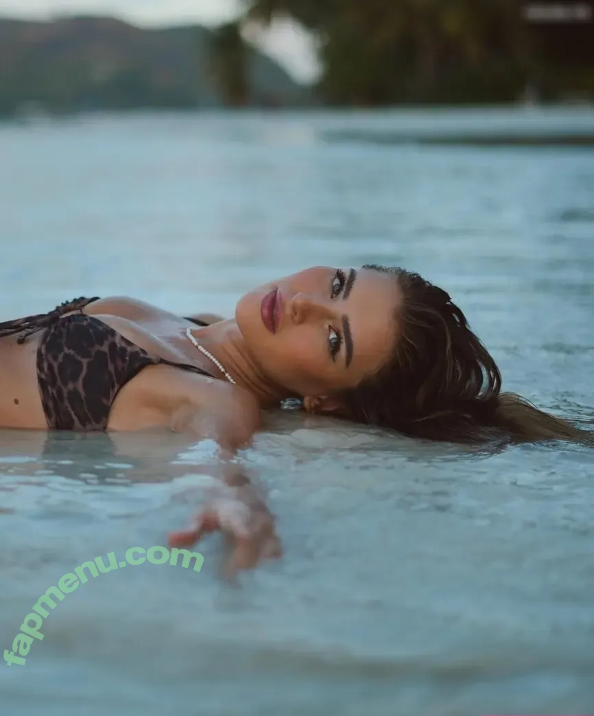 Anna von Klinski nude photo #0026 (annavonklinski)