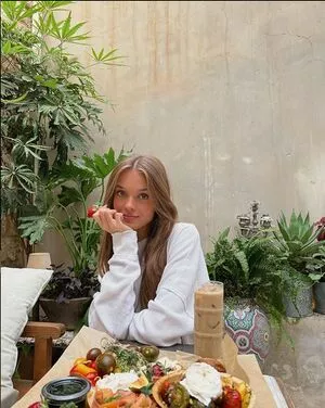 Anna Zak / annazak12 nude photo #0449