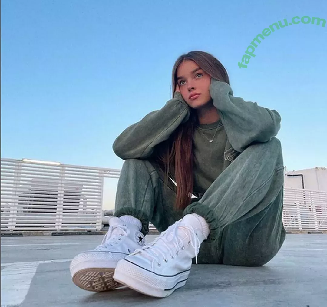 Anna Zak nude photo #0363 (annazak12)