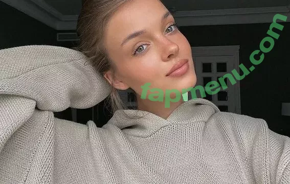 Anna Zak nude photo #0419 (annazak12)