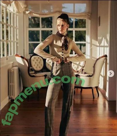 Anna Zak nude photo #0439 (annazak12)