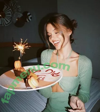 Anna Zak nude photo #0486 (annazak12)