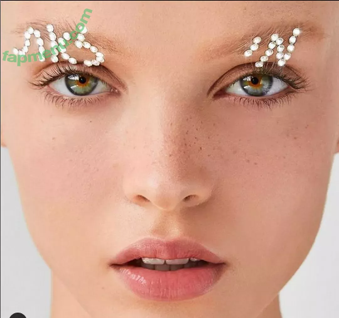 Anna Zak nude photo #0500 (annazak12)