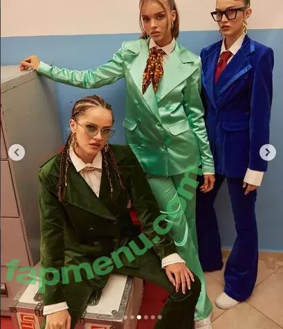 Anna Zak nude photo #0502 (annazak12)