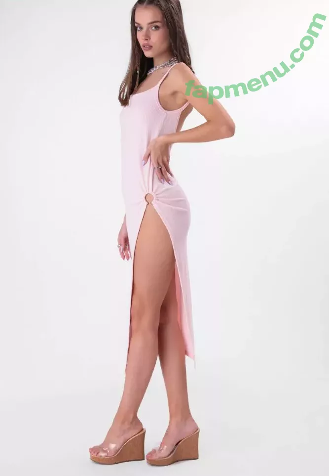 Anna Zak nude photo #0573 (annazak12)