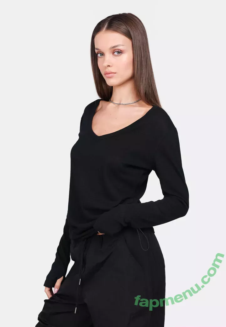 Anna Zak nude photo #0749 (annazak12)