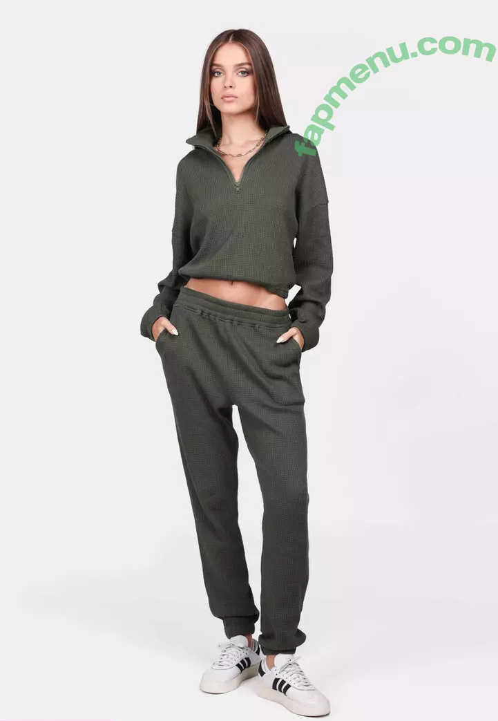 Anna Zak nude photo #0776 (annazak12)