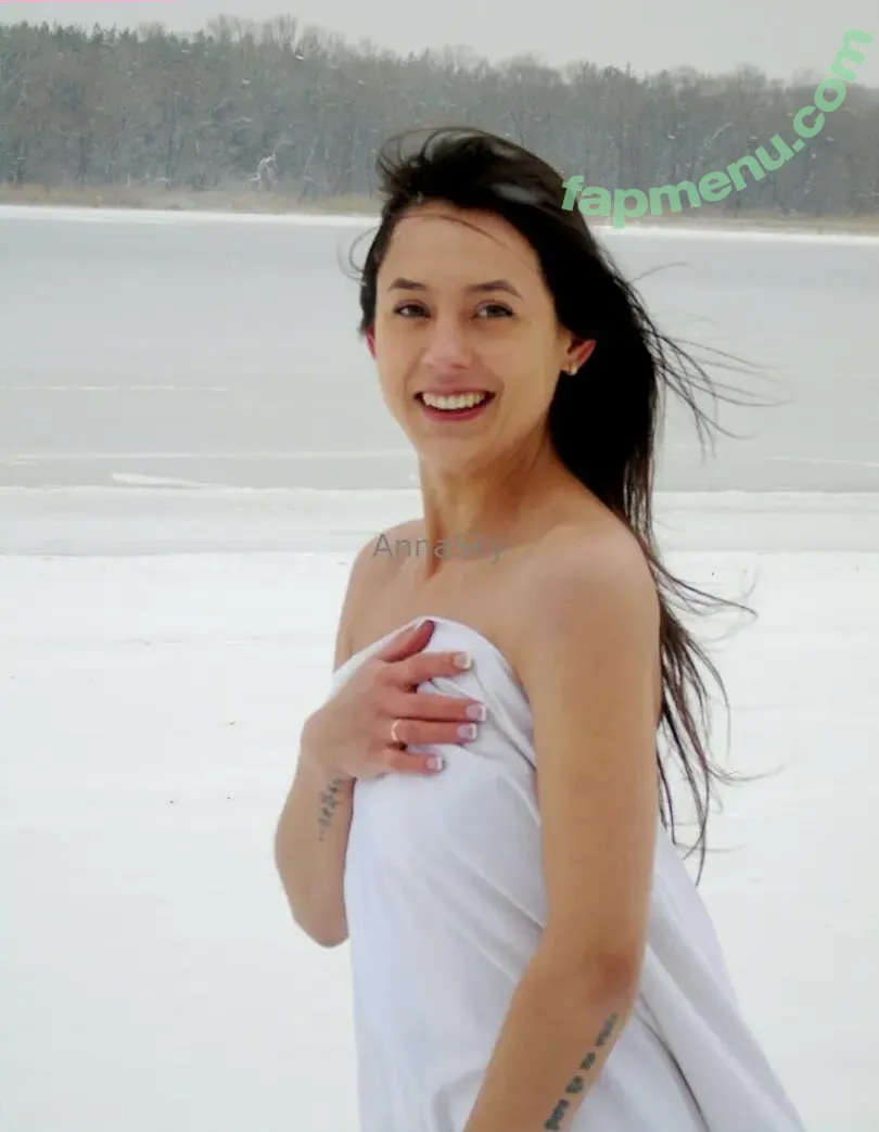 anna472475731 nude photo #0017 (anna472475731)