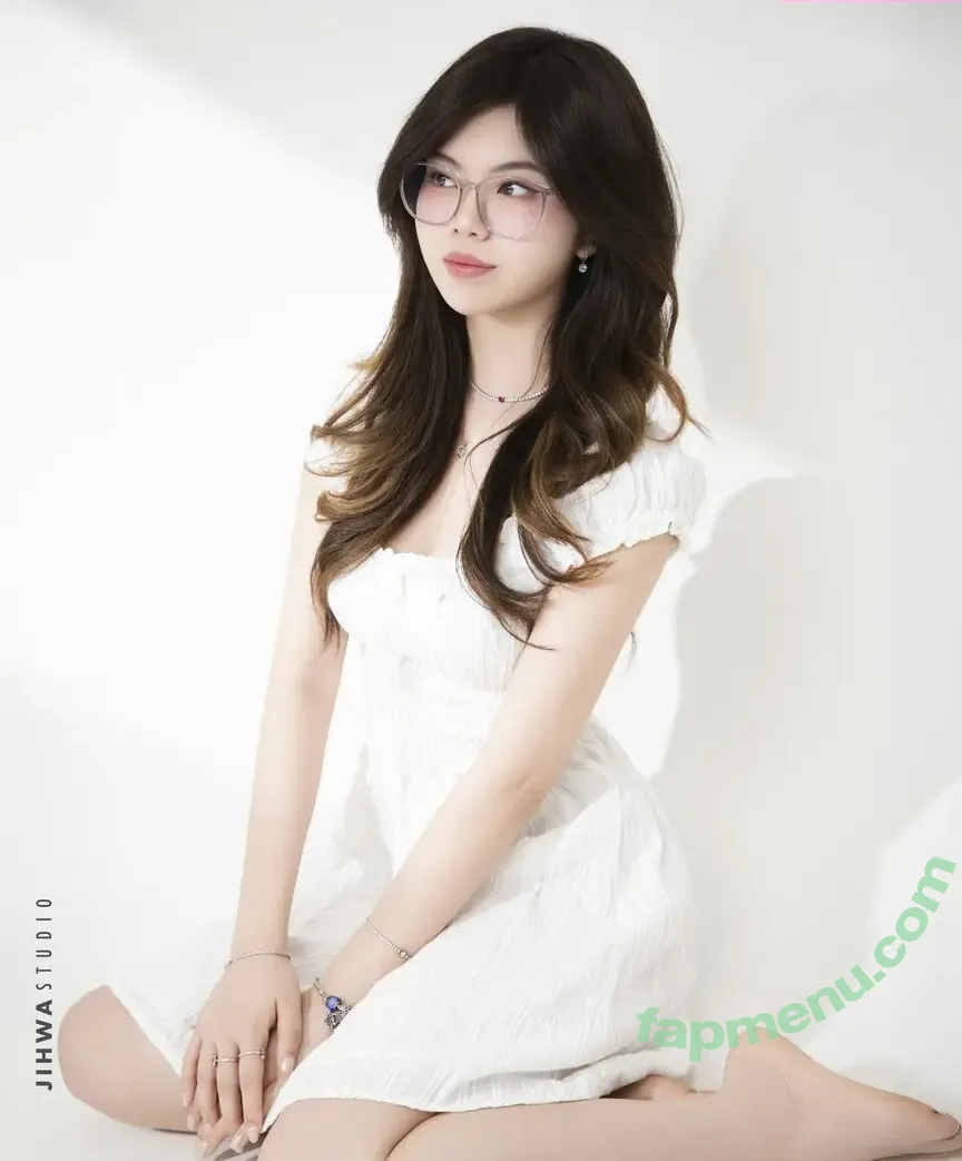 annababy nude photo #0279 (annaababyy)