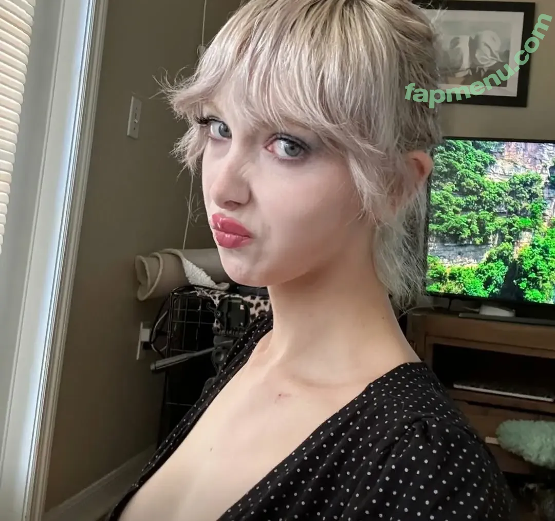 annabbdoll nude photo #0015 (daddyyaches)