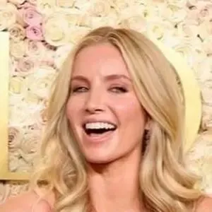 Annabelle Wallis / annabellewallis nude photo #0007