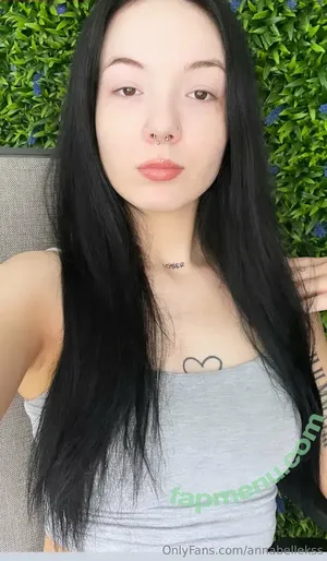 AnnabelleKss nude photo #0017