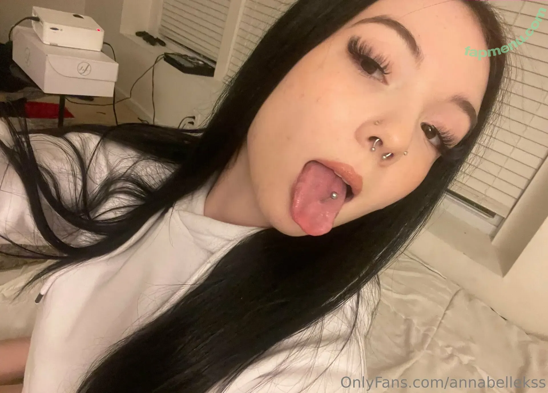AnnabelleKss nude photo #0032 (AnnabelleKss)