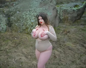 annabernadi / anna___bern nude photo #0194