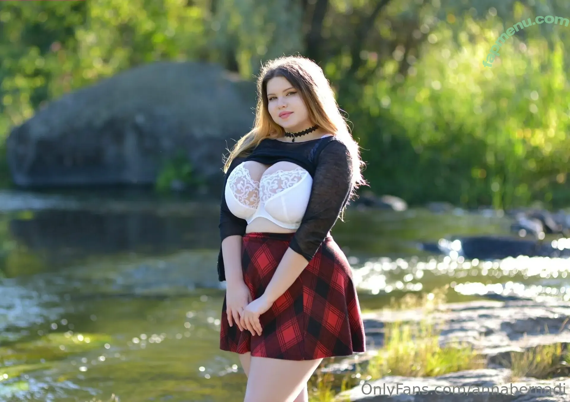 annabernadi nude photo #0204 (anna___bern)
