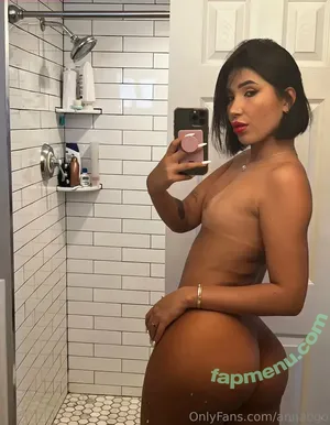 annabgo / annabgomodel nude photo #0004