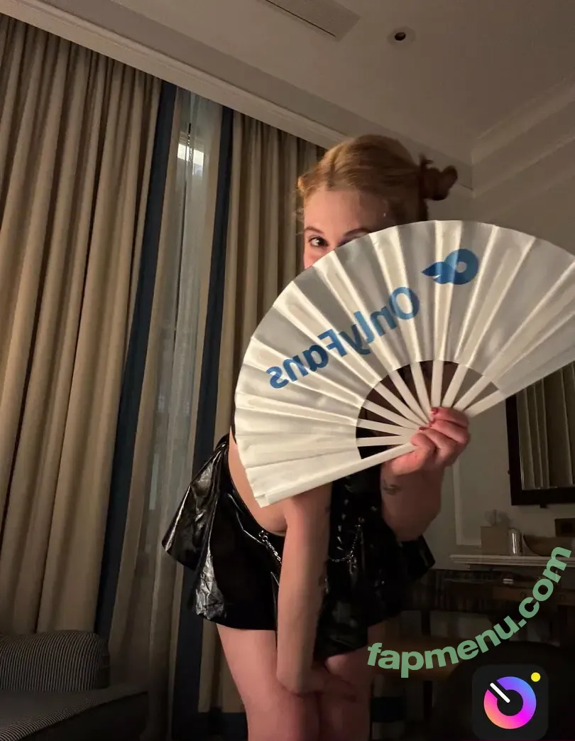 annablakexo nude photo #0002 (annablakexo)