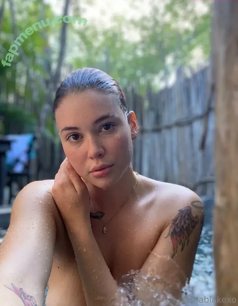 annablakexo nude photo #0015 (annablakexo)