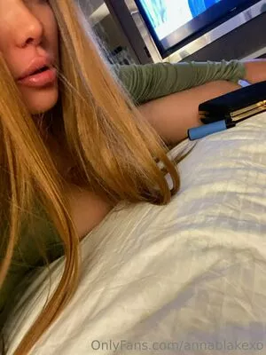 annablakexo / annabexo nude photo #0044