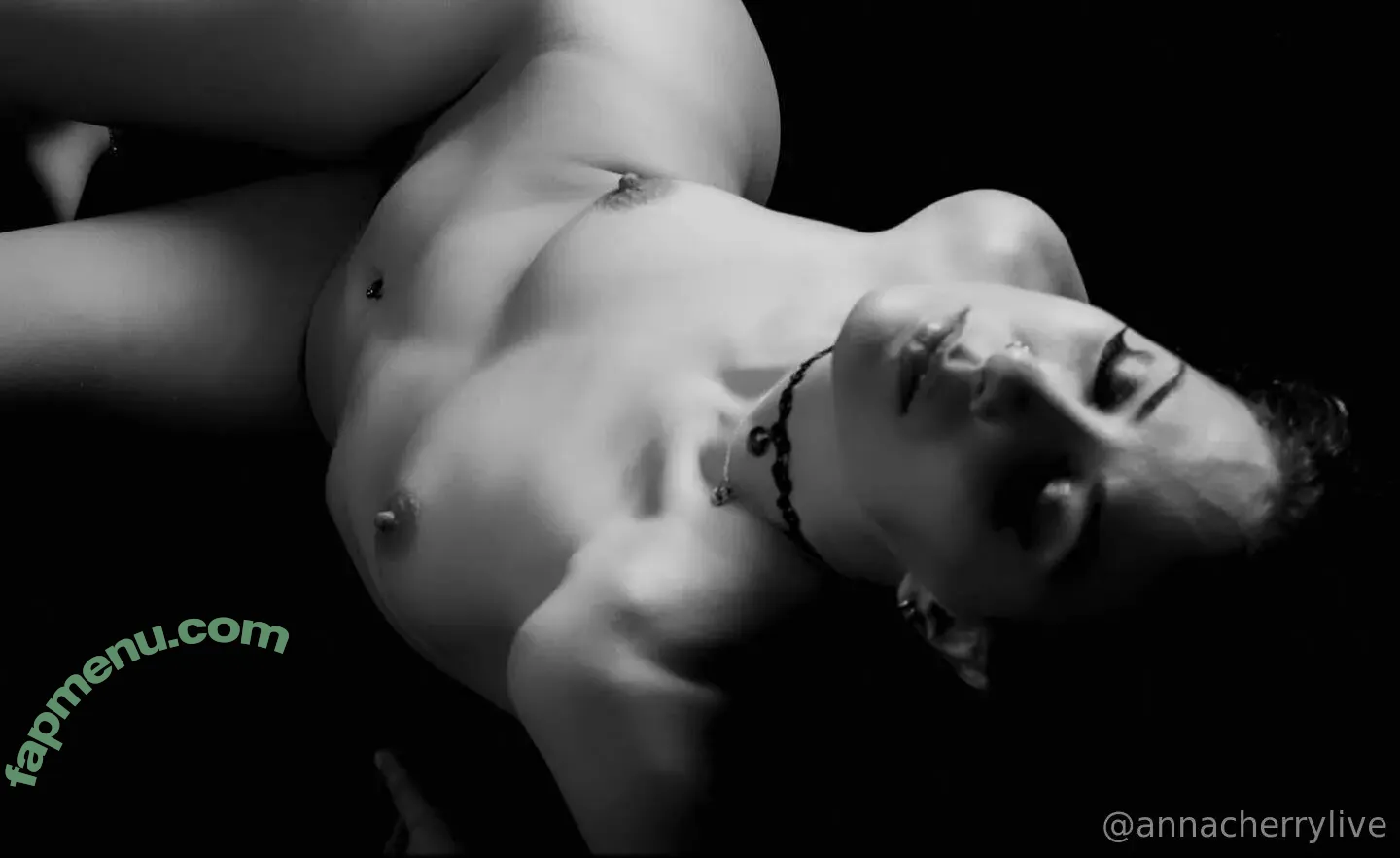 annacherrylive nude photo #0147 (annacherrylive)