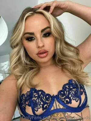 annaclaireclouds / annaclairecloudstv nude photo #0062