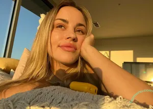 annaclaireclouds / annaclairecloudstv nude photo #0243