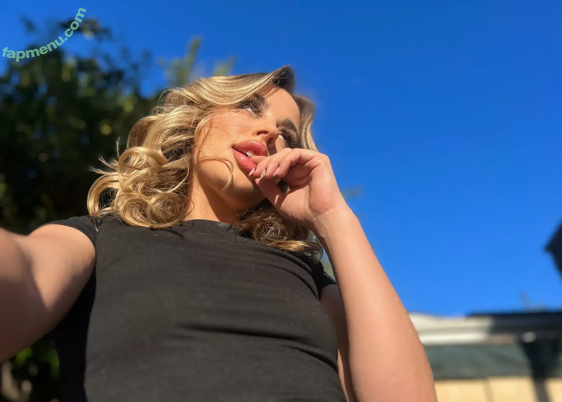 annaclairecloudsfree nude photo #0084 (annaclairecloudstv)