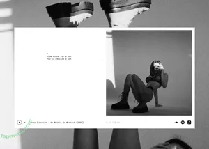  nude photo #0004