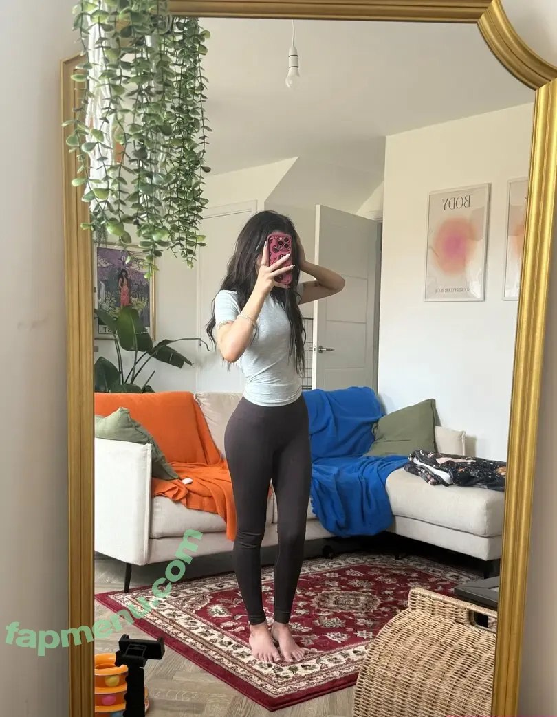 annaeris nude photo #0121 (annaaeriss)