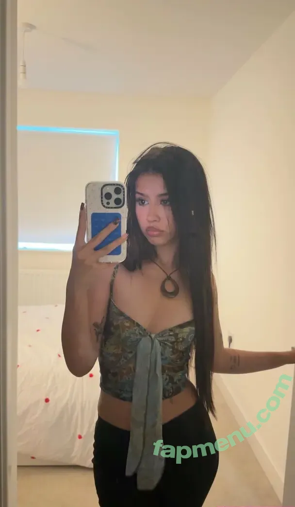 annaeris nude photo #0129 (annaaeriss)