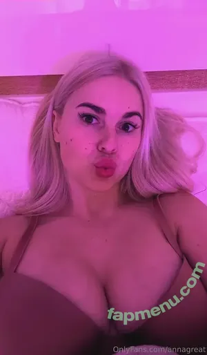 annagreat / annaazimova97 / annasmile nude photo #0419