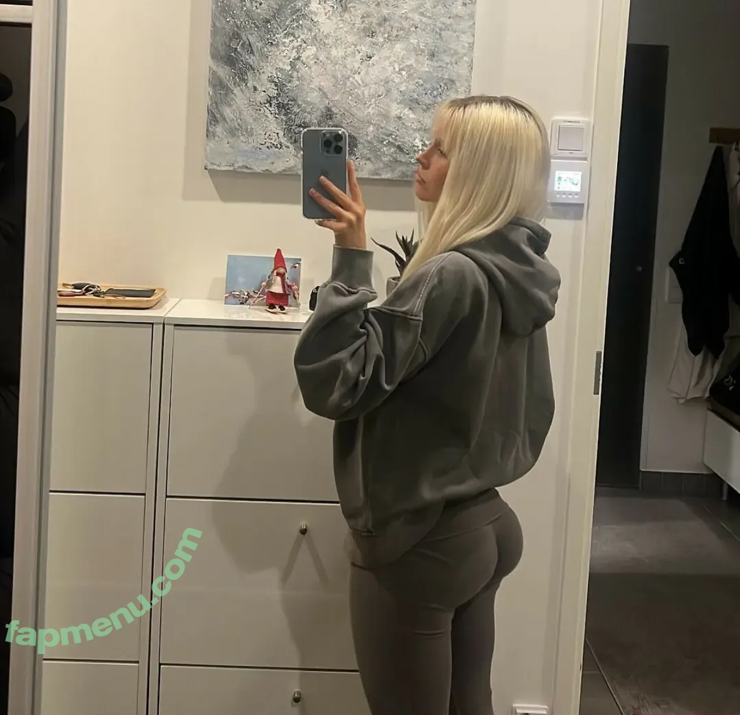 Annagretaaaa nude photo #0004 (Annagretaaaa)