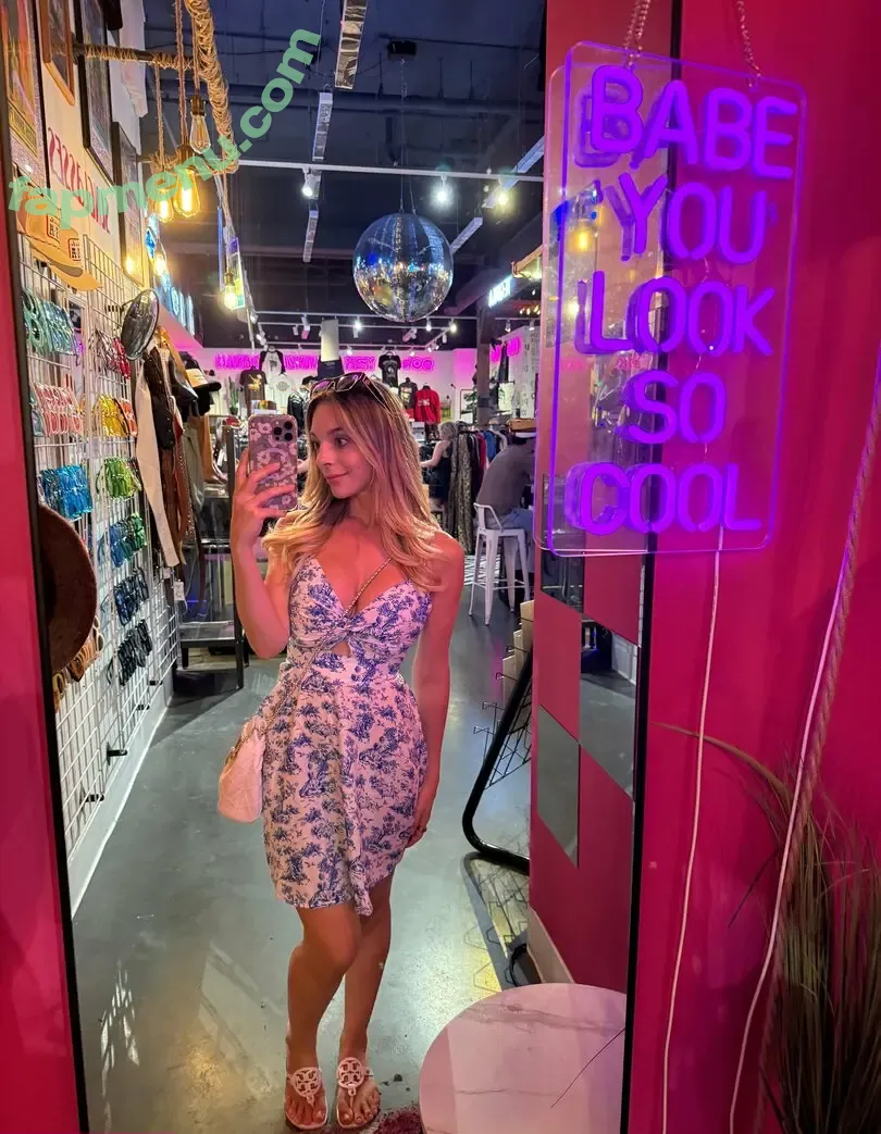 annahangers nude photo #0035 (annahangersof)