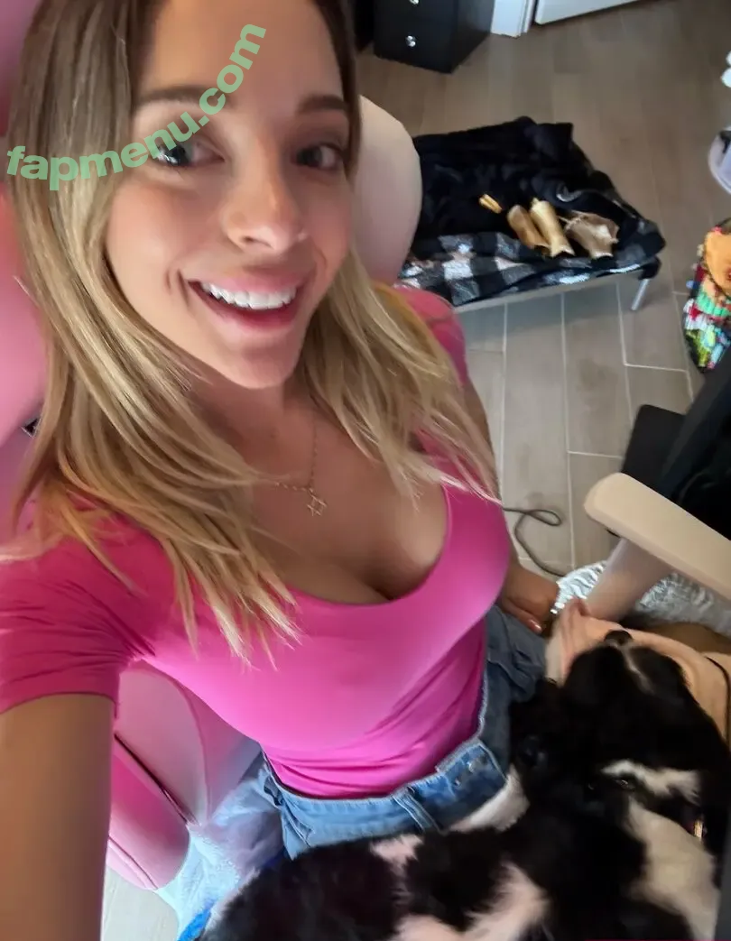 annahangers nude photo #0023 (annahangersof)