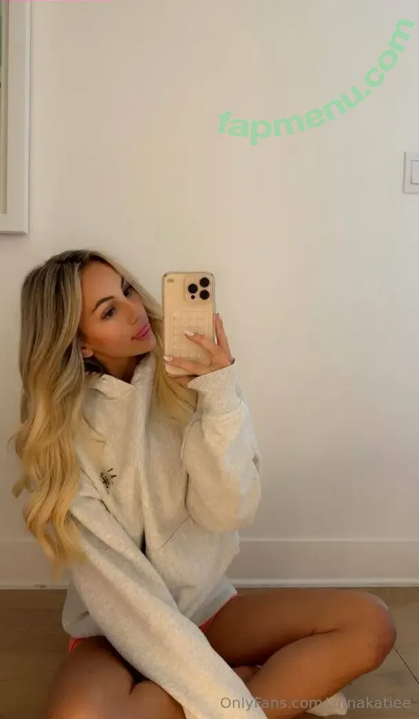 annakatiee nude photo #0047 (annakatiieee)