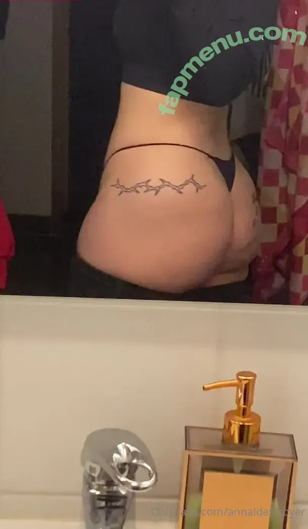annaldestroyer nude photo #0014 (hisokas_leftear)