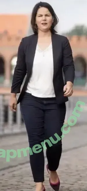 Annalena Baerbock / abaerbock nude photo #0159