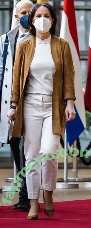 Annalena Baerbock / abaerbock nude photo #0232